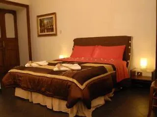 Claudia 3*