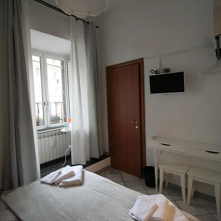 Claudia 3* Roma