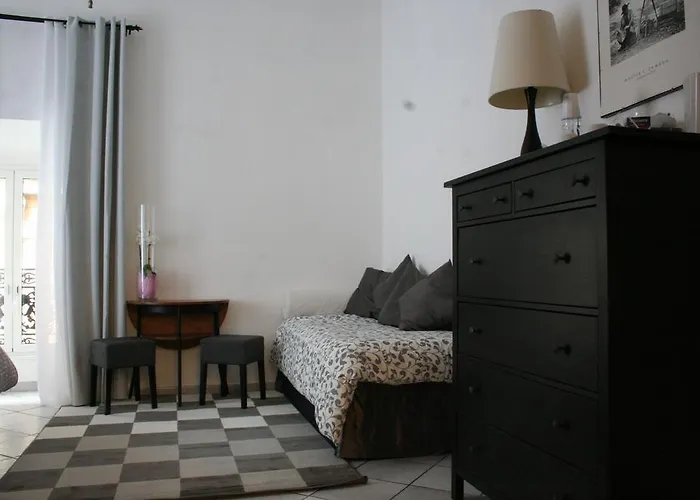 Couette-café Claudia 3*