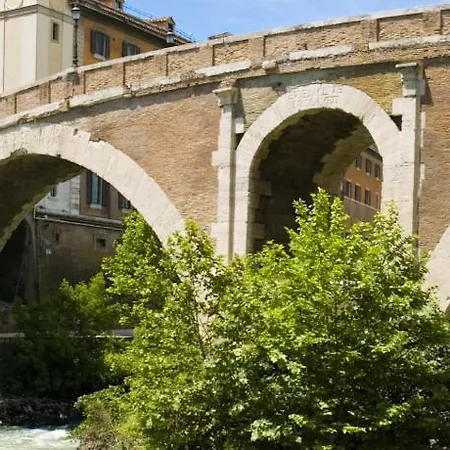 Alojamento de Acomodação e Pequeno-almoço Claudia Roma