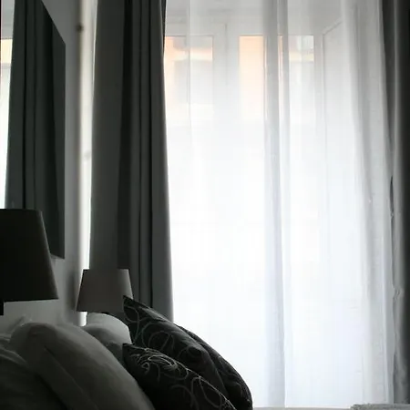 Alojamento de Acomodação e Pequeno-almoço Claudia Roma