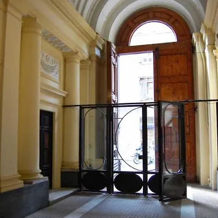 Alojamento de Acomodação e Pequeno-almoço Claudia Roma