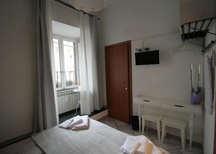 Claudia 3* Rome